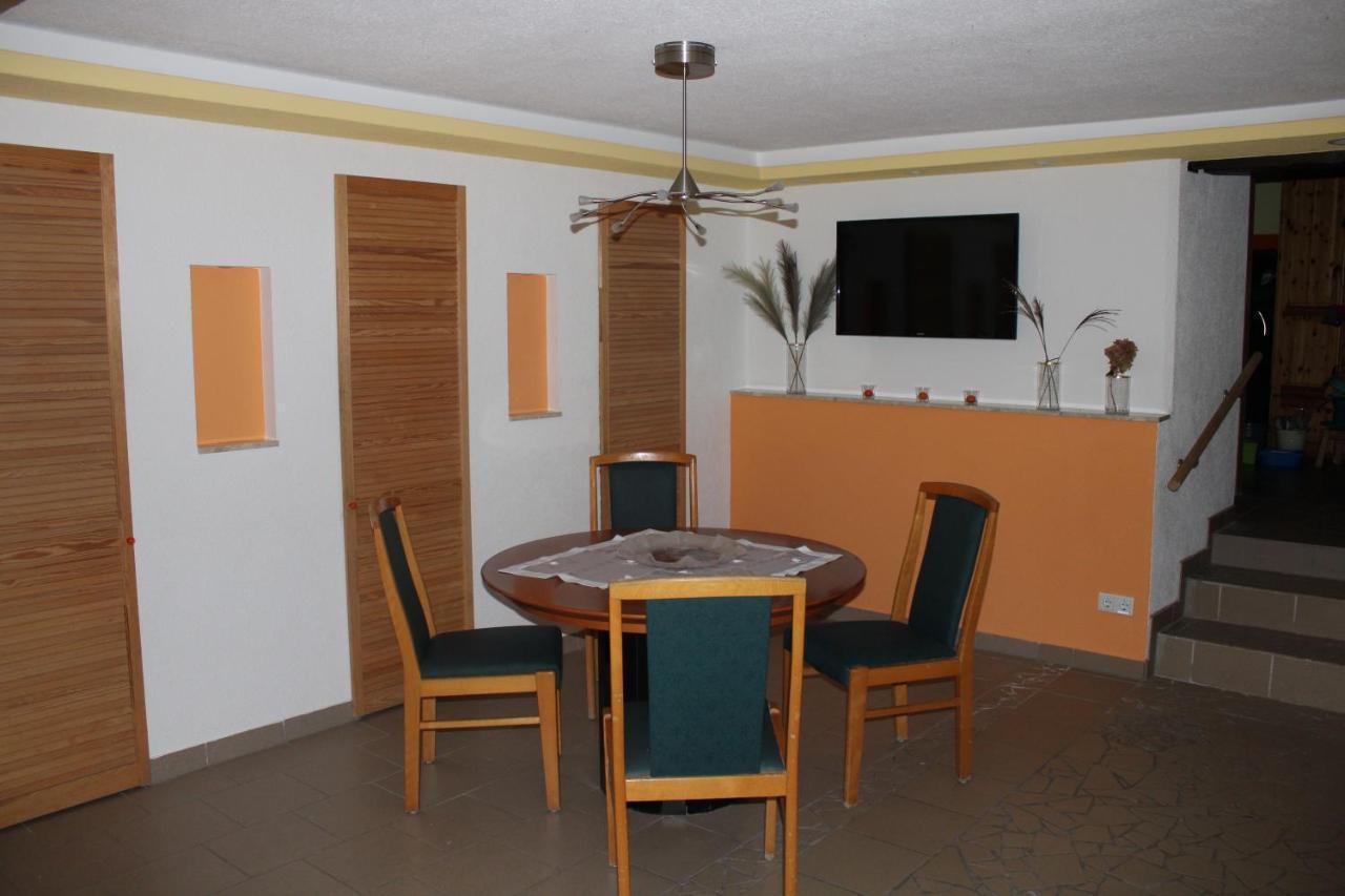 Baerchenhof Appartement Priestewitz Buitenkant foto