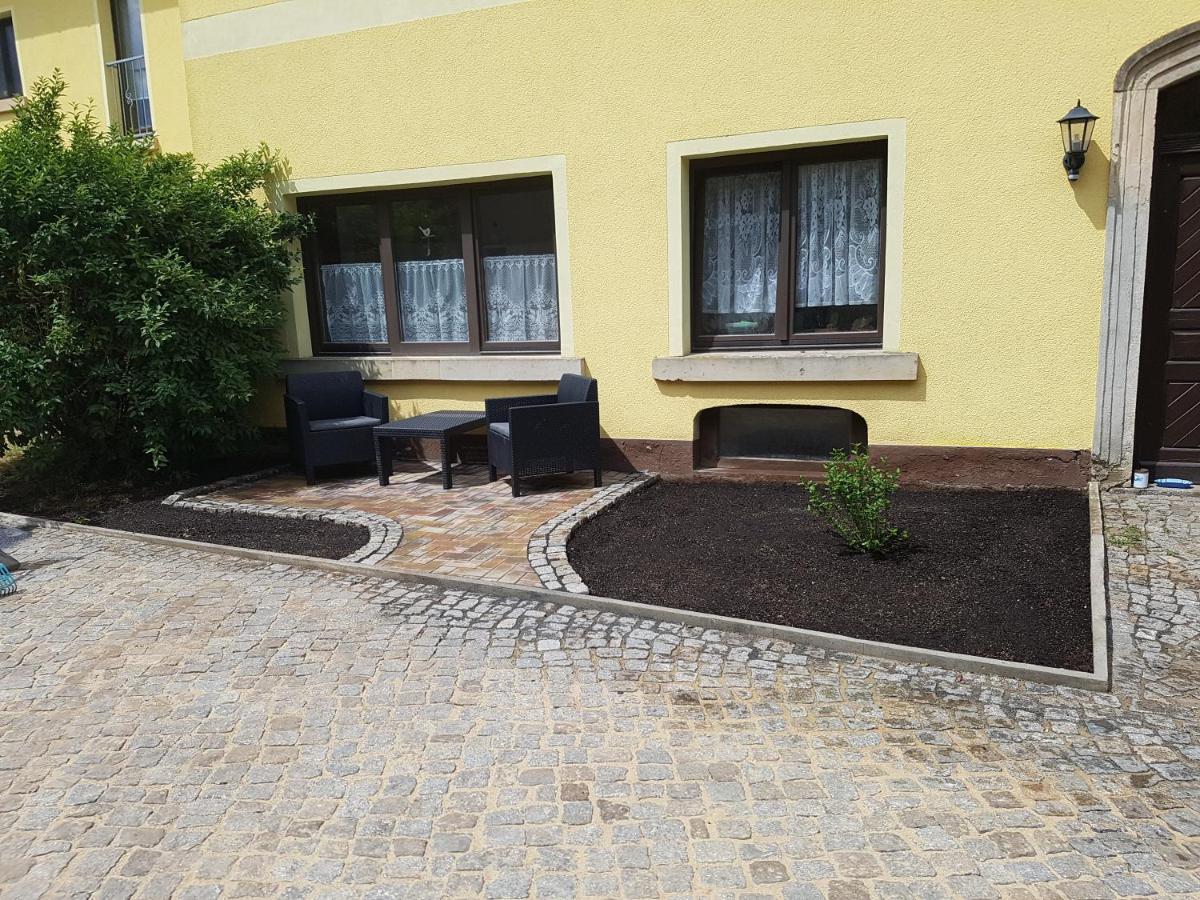 Baerchenhof Appartement Priestewitz Buitenkant foto