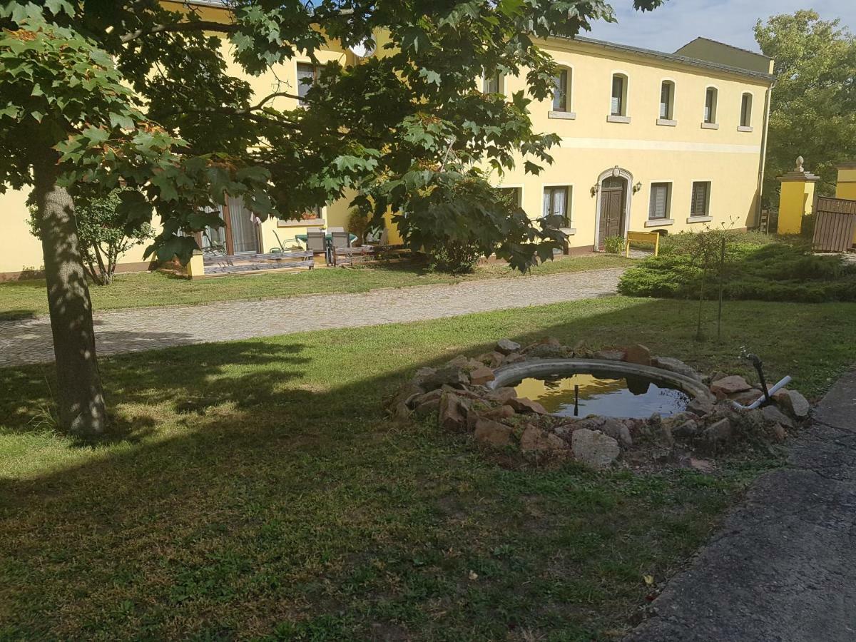 Baerchenhof Appartement Priestewitz Buitenkant foto